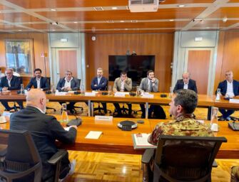 Le Province: collaboriamo, ma basta ritardi