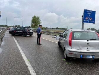 Boretto. Frontale tra auto: tre feriti
