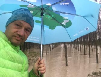 Troppi insulti dai negazionisti del clima, Lombroso lascia i social