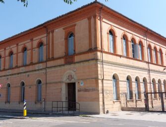 Reggiolo,  tre milioni di euro per il recupero  della scuola media Umbertina