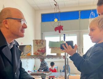 Reggio, Coalizione Civica e M5s: il sindaco spende altri 120mila euro per la comunicazione