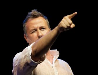 A Gualtieri va in scena “L’abisso di e con Davide Enia”, appunti per un naufragio