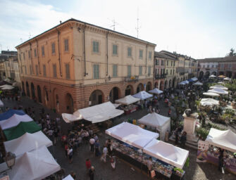 Guastalla, linee guida ai negozi per le consumazioni negli spazi esterni