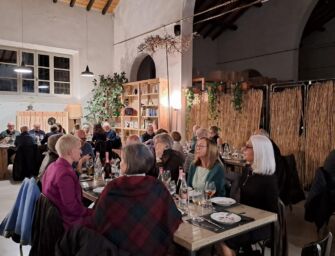 Reggio. Una cena alla Polveriera per la Libreria del Teatro