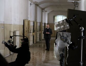 Con Lucarelli l’ex Opg di Reggio torna un set