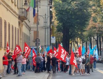 Troppi morti sul lavoro a Reggio, presidio dei sindacati in Prefettura