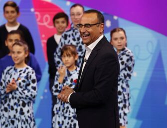 Zecchino d’Oro: 14 canzoni, in gara la Bertè e Gazzé. Conduce Carlo Conti: come un Festival (video Elisa Alloro)