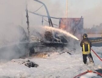 Fuoco in A1 tra Reggio e Modena: code e disagi