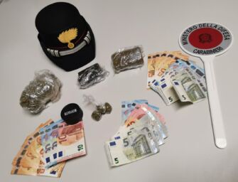 San Martino in Rio. Con la droga vicino alla scuola, arrestato 18enne