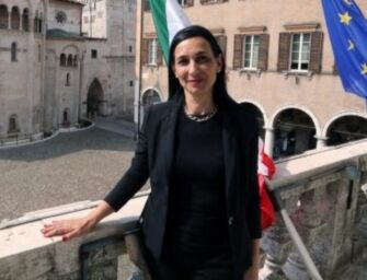 Caos in giunta a Modena: fuori assessora Lucà
