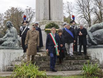 Modena ricorda la strage di Nassirya condannando tutte le guerre