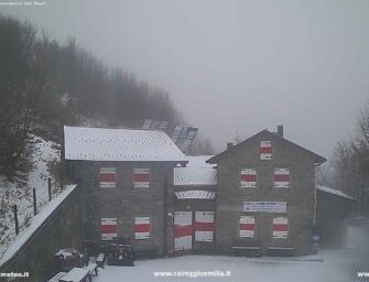 Reggio, prima neve al rifugio Battisti