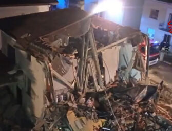 Rovereto sul Secchia, esplode una palazzina