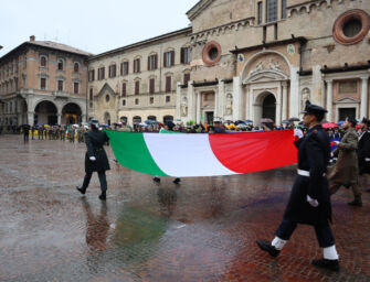 Festa del Tricolore a Reggio Emilia, Mattarella: è il simbolo della Patria