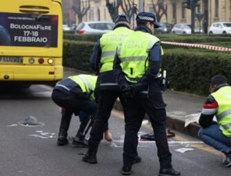Modena, 77enne morto 10 giorni dopo essere stato trascinato dal bus