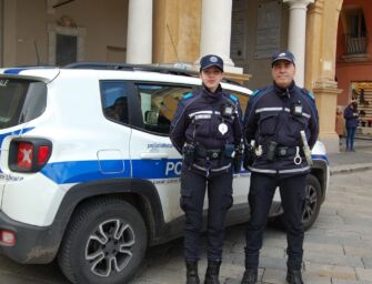 Reggio. Sulle divise la bodycam per la polizia locale, telecamere anti-crimine