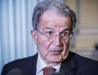 Aveva detto: lei obbedisce a Trump e Musk