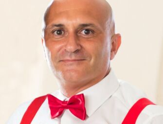 Si schianta con la moto, muore a 49 anni