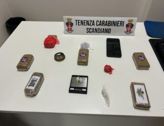 Scandiano. In cantina 6 panetti di hashish, arrestato 20enne