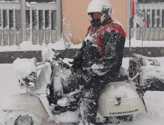 Passo Radici, torna la neve: 15 cm (video)