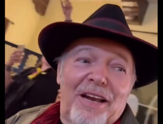 25 aprile, Vasco canta Bella Ciao con gli amici