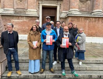 Reggio. Per salvare il centro sabato sit-in silenzioso commercianti