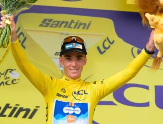 Tour in Emilia, la maglia gialla è Bardet