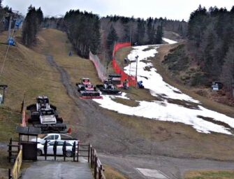 Niente neve, ristori a chi noleggia sci