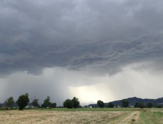 Martedì 2 settembre allerta gialla per temporali in tutta l’Emilia-Romagna