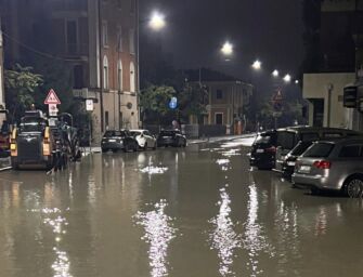 Venerdì a Bologna chiuse tutte le scuole