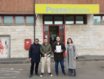 Reggio. ​I lavoratori delle poste in stazione: “Non ci sentiamo al sicuro”