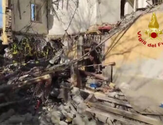 Scoppio in una villetta dopo fuga di gpl, 3 feriti gravi a Sorbolo