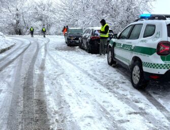 Neve e black-out in tutta Emilia, allagata la linea ferroviaria Reggio-Sassuolo