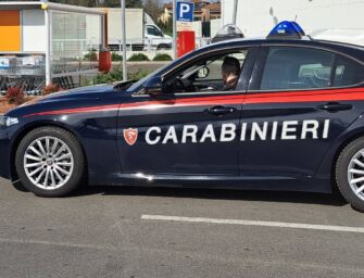 Poviglio. Le rubano la carta bancomat mentre fa la spesa e prelevano 600 euro dal suo conto: denunciate