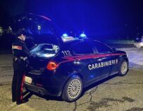 Fermato in piazza a Cadelbosco Sopra alle due di notte, aveva un coltello in tasca