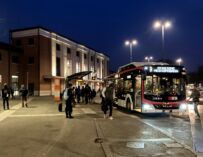 Reggio, sassate contro un autobus della linea 9 in zona stazione