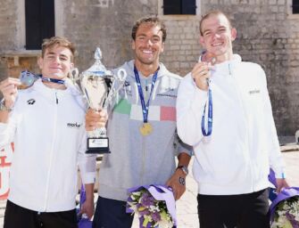 Nuoto, Paltrinieri è sempre il re: oro nella 5 km in acque libere agli Europei di fondo