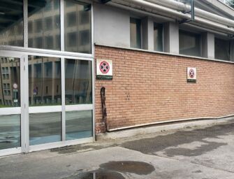 Reggio, terzo furto in pochi giorni all’ospedale: rubati 9 tablet per i pasti dei pazienti