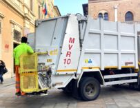 Reggio, la gara per il servizio rifiuti va verso il 2027: insorgono le opposizioni