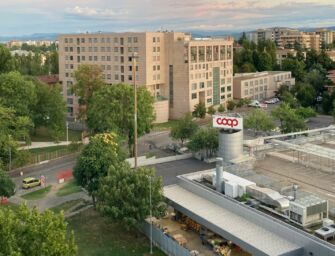 Reggio, annullata sanzione a due lavoratrici di Coop per un “like” a un post critico