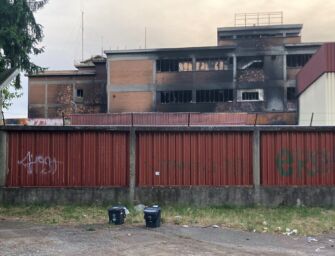 Incendio via Due Canali, il Comune di Reggio resiste al Tar contro il ricorso di Inalca