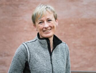 Reggio, per il terzo “Mercoledì da Leoni” Nives Meroi e la musica degli anni ’50