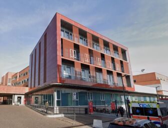 Macabra scoperta a Piacenza: trovato un feto nel cestino del bagno dell’ospedale