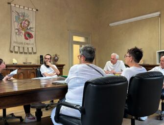 Reggio, Massari disperato riceve in municipio le lavoratrici pro-Maramotti