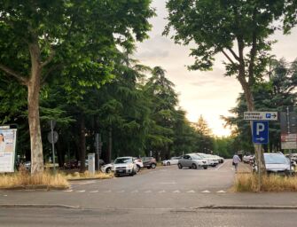 Reggio, il Comune costretto al dietrofront sul piano sosta al Santa Maria Nuova