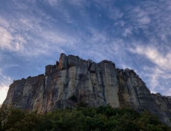 Pietra di Bismantova, due scalatori bloccati dal maltempo messi in salvo con l’elicottero