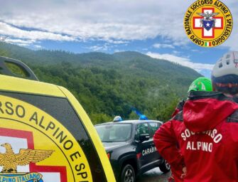 Monteorsaro. Scout di 15 anni cade da due metri, trauma alla colonna vertebrale