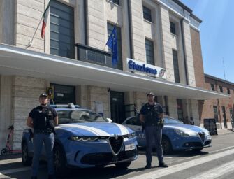 Reggio, 34enne denunciato: girava armato di coltello in pieno giorno