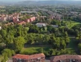 Ospizio, il caso dei 93 alberi abbattuti accende lo scontro politico. FdI accusa il Comune di inattività per dieci anni, l’amministrazione replica: “Nessuna smentita all’assessora”