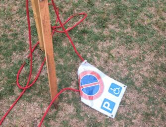 Alla Reggia di Rivalta prima assenti e poi “fuori legge” i parcheggi per le persone con disabilità